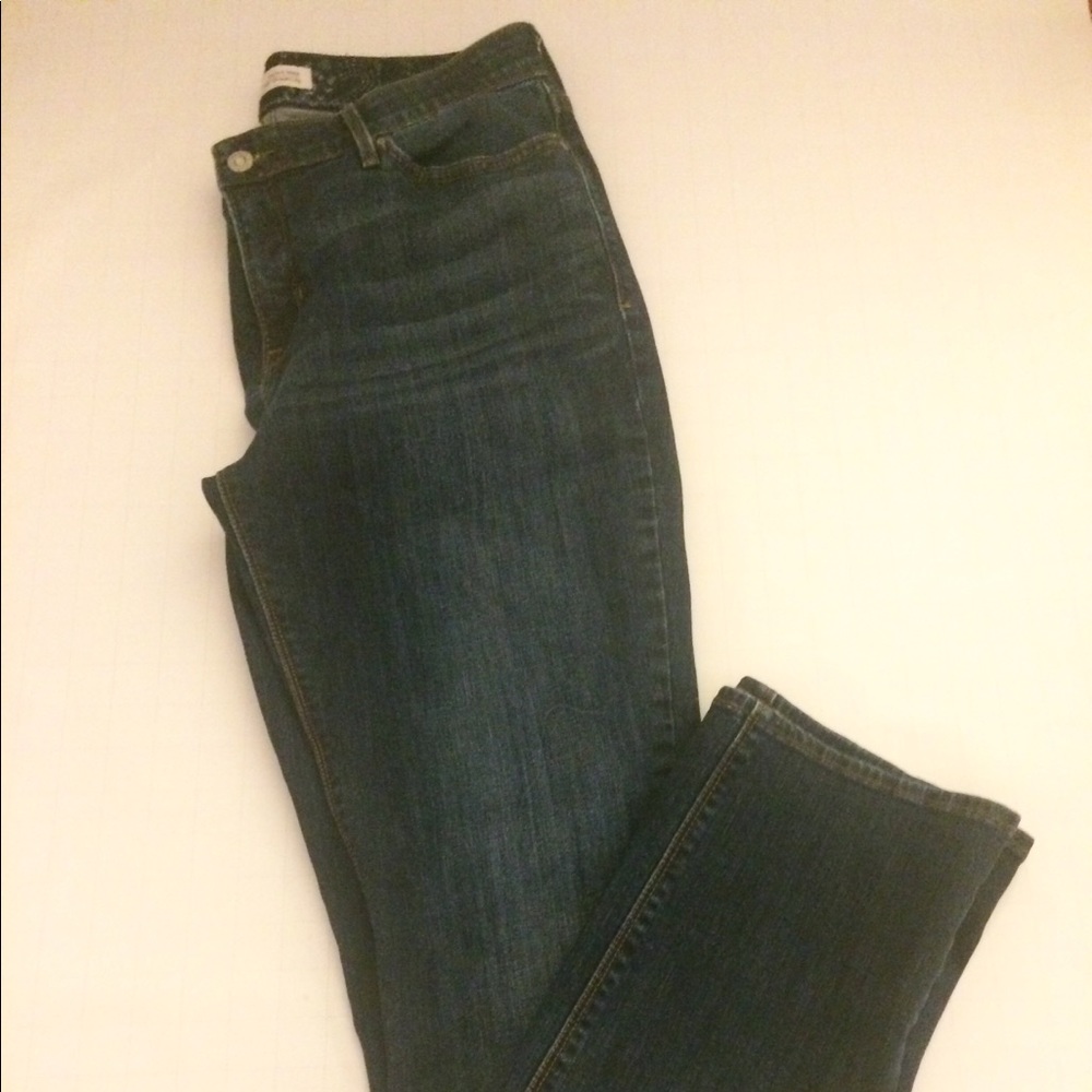 Levi’s perfect waist jeans size 12M